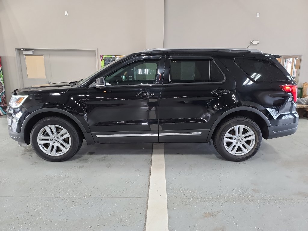 Used 2018 Ford Explorer XLT w/ Equipment Group 202A