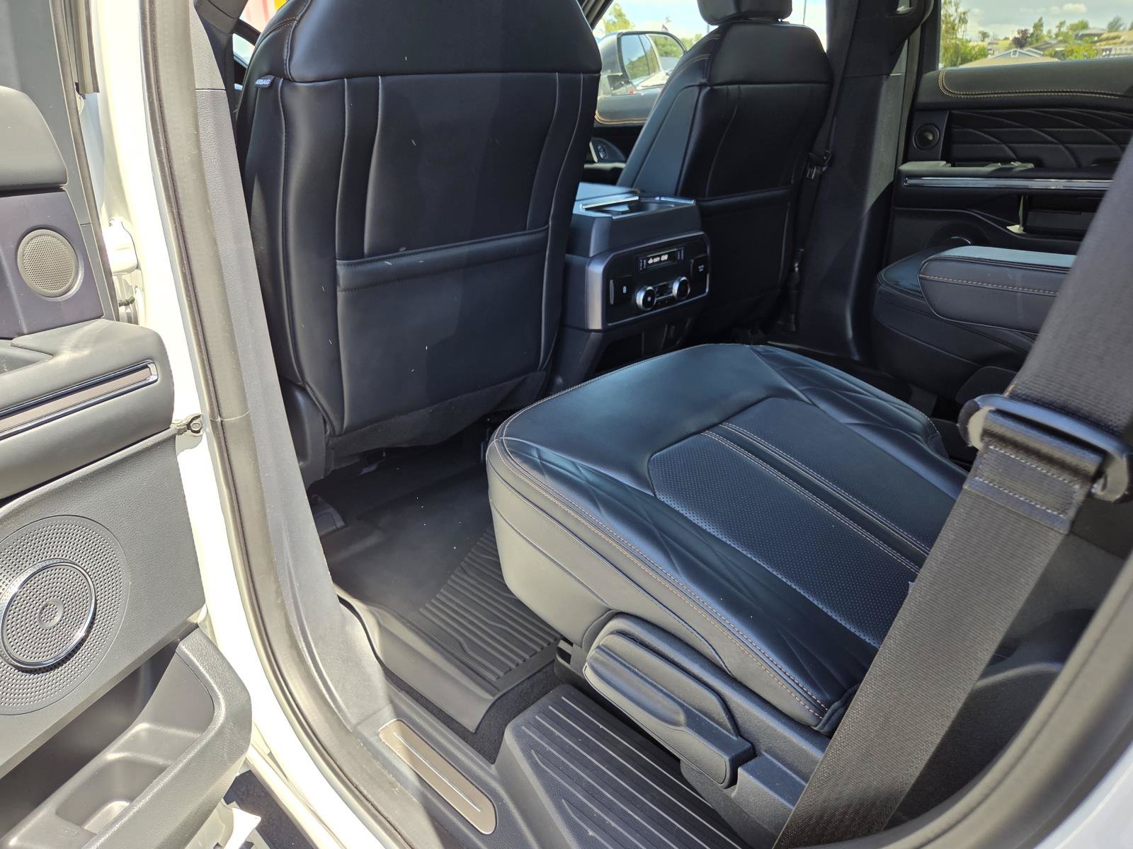 Certified 2024 Ford Expedition Platinum RWD image 13