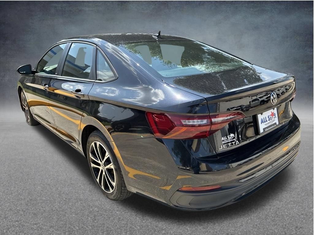 Used 2023 Volkswagen Jetta Sport FWD image 9