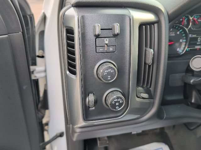 Used 2017 Chevrolet Silverado 1500 LT w/ All Star Edition AWD/4WD image 22