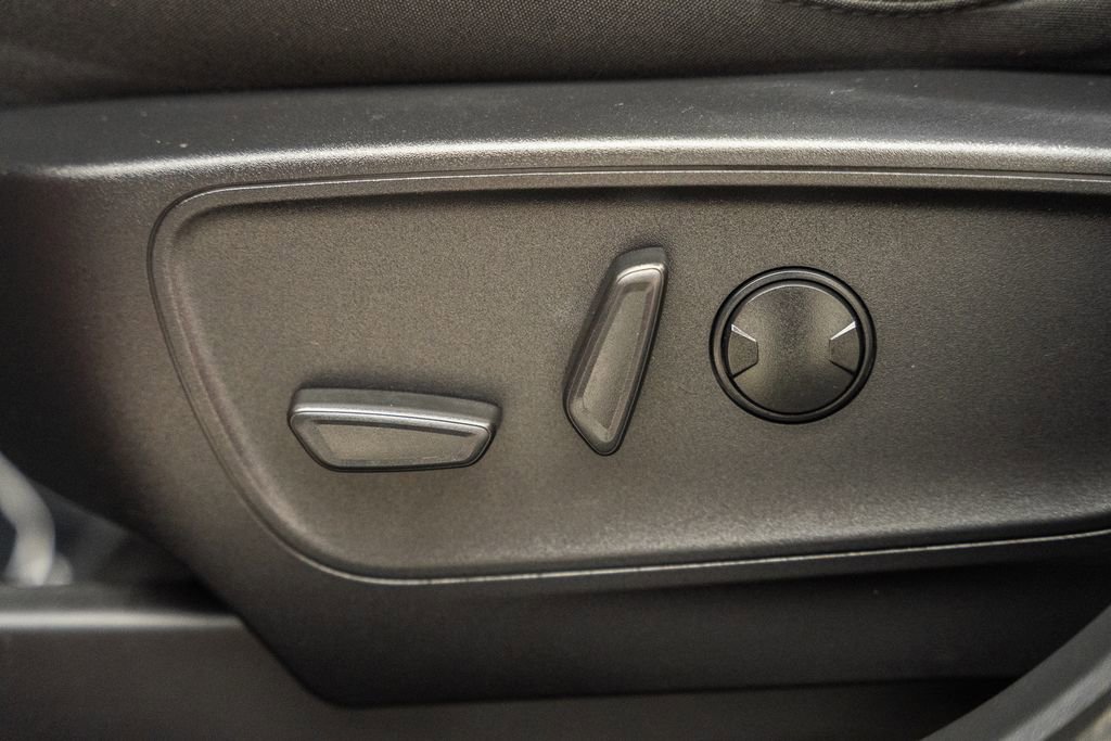 Used 2024 Ford Escape Active AWD/4WD image 39