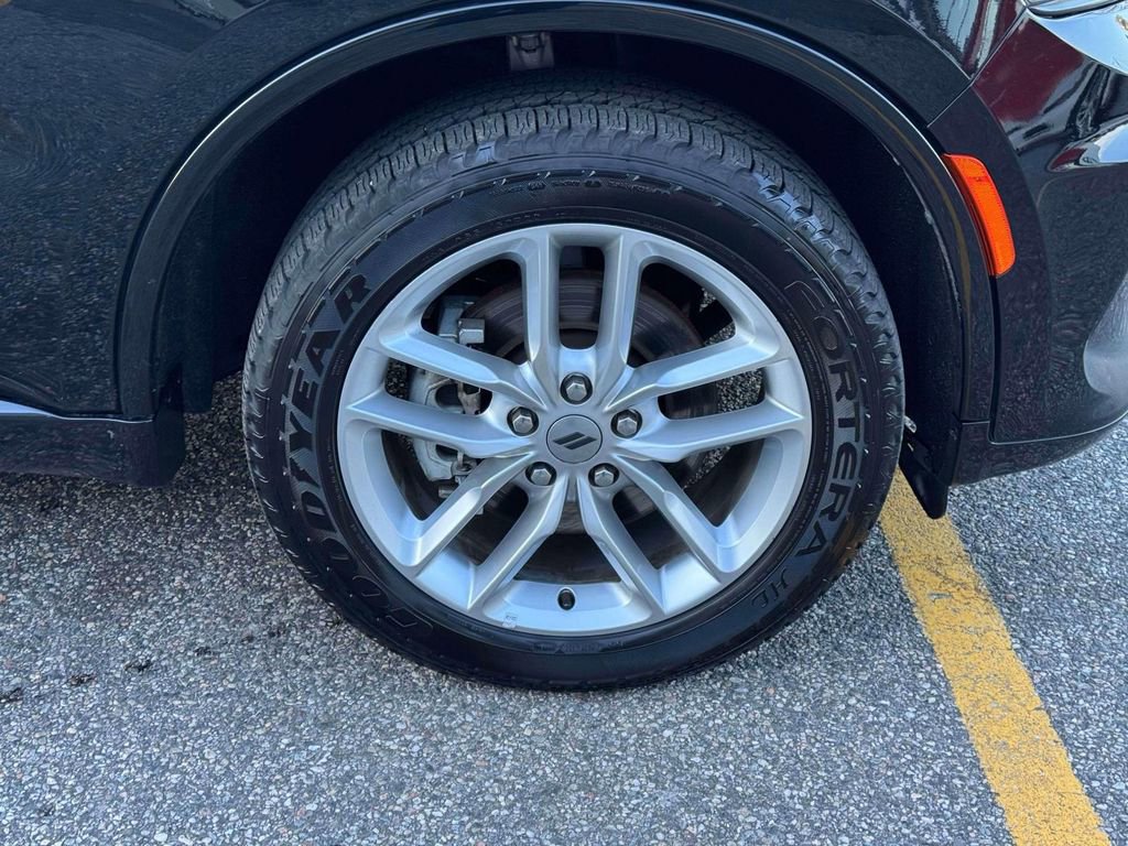 Used 2024 Dodge Durango GT image 10