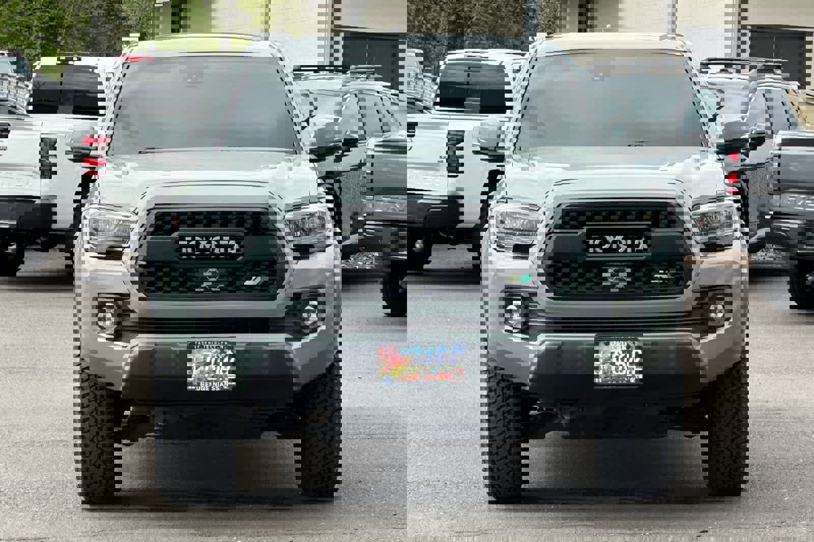 Used 2022 Toyota Tacoma TRD Off-Road w/ Technology Package AWD/4WD image 10