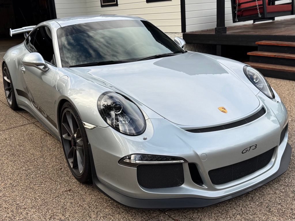 Used 2014 Porsche 911 GT3 RWD image 2