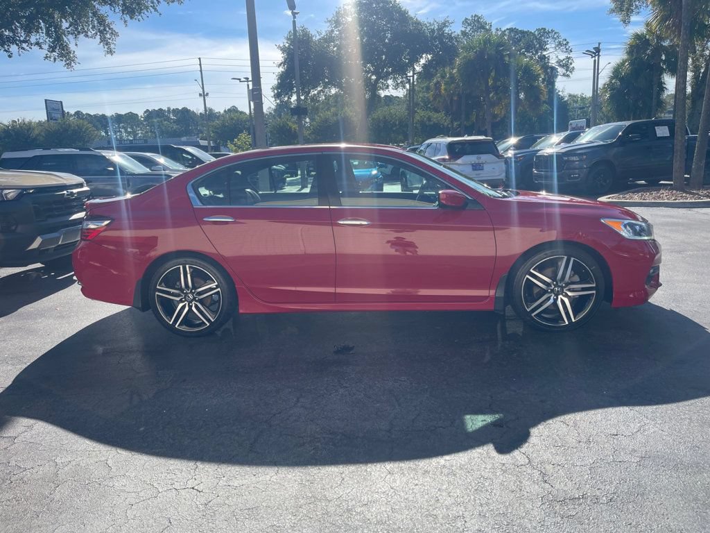 Used 2017 Honda Accord Sport image 6