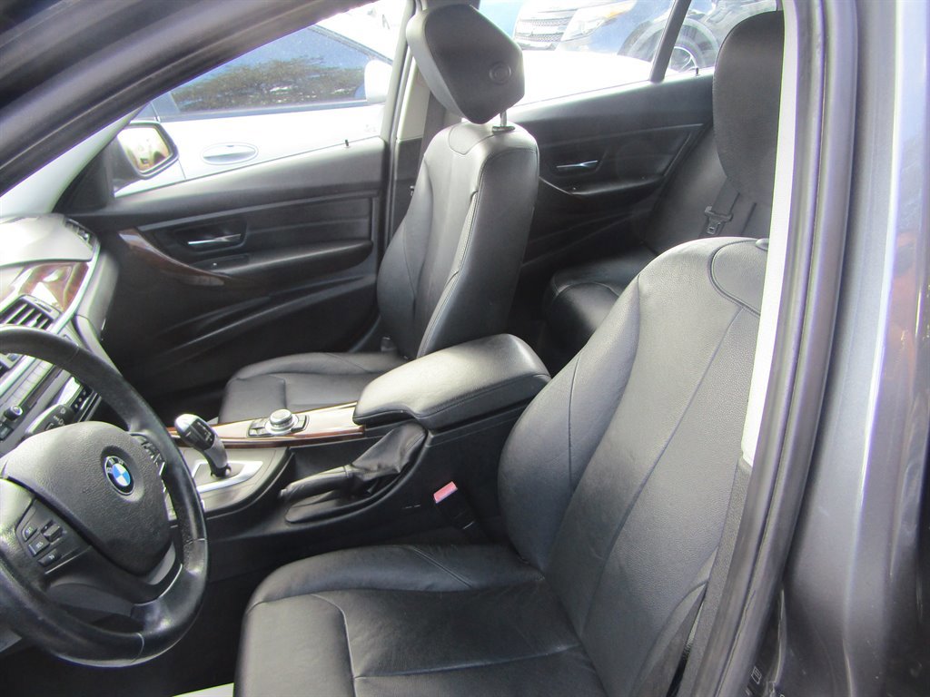 Used 2013 BMW 328i xDrive Sedan image 9