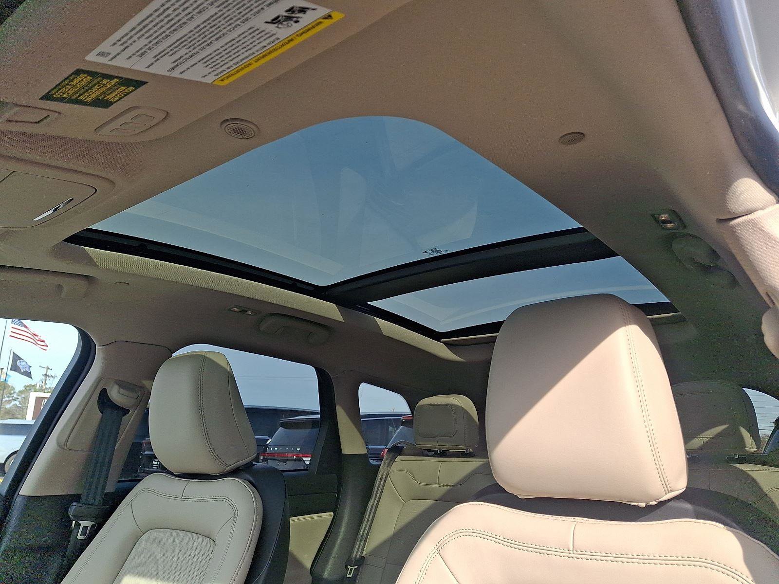 New 2026 Lincoln Corsair Reserve image 11