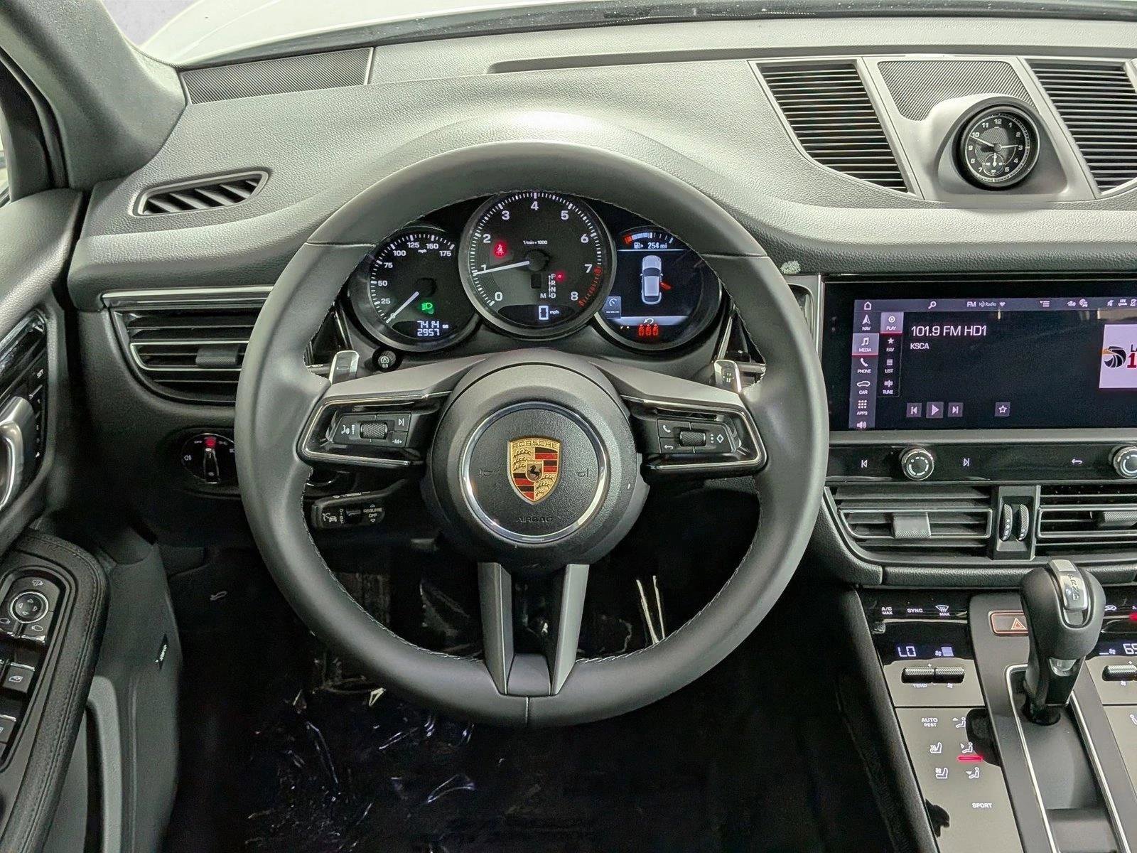 Certified 2025 Porsche Macan Turbo AWD/4WD image 14