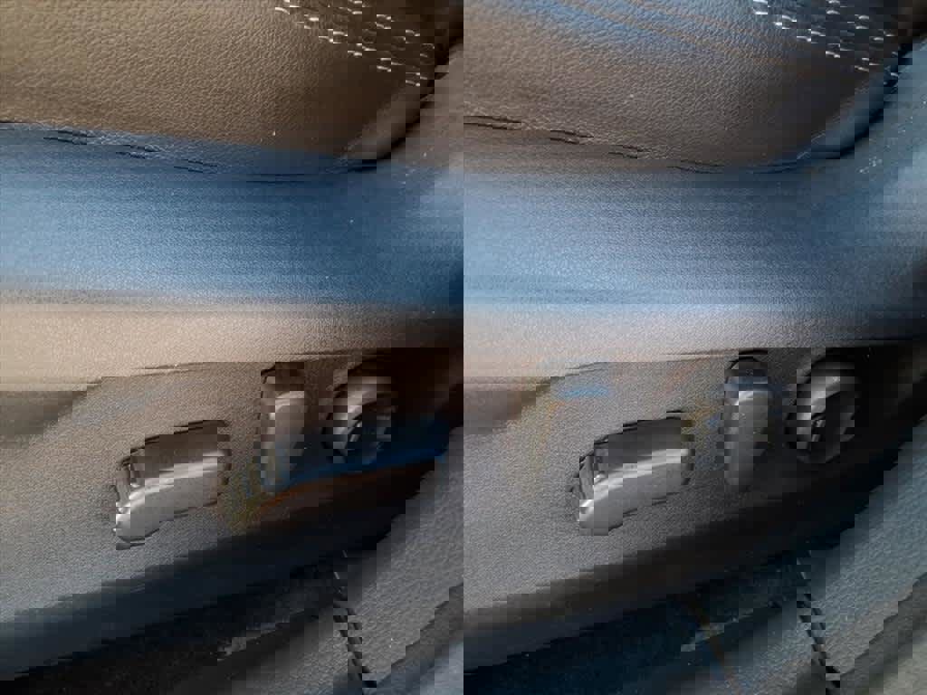 Certified 2022 Subaru Outback Limited image 29