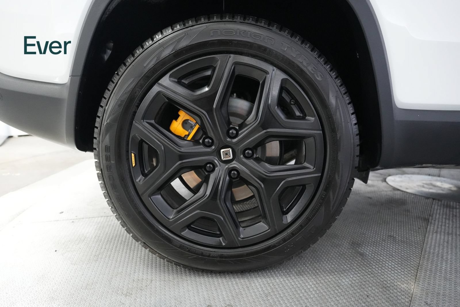 Used 2023 Rivian R1S Adventure Quad AWD/4WD image 9