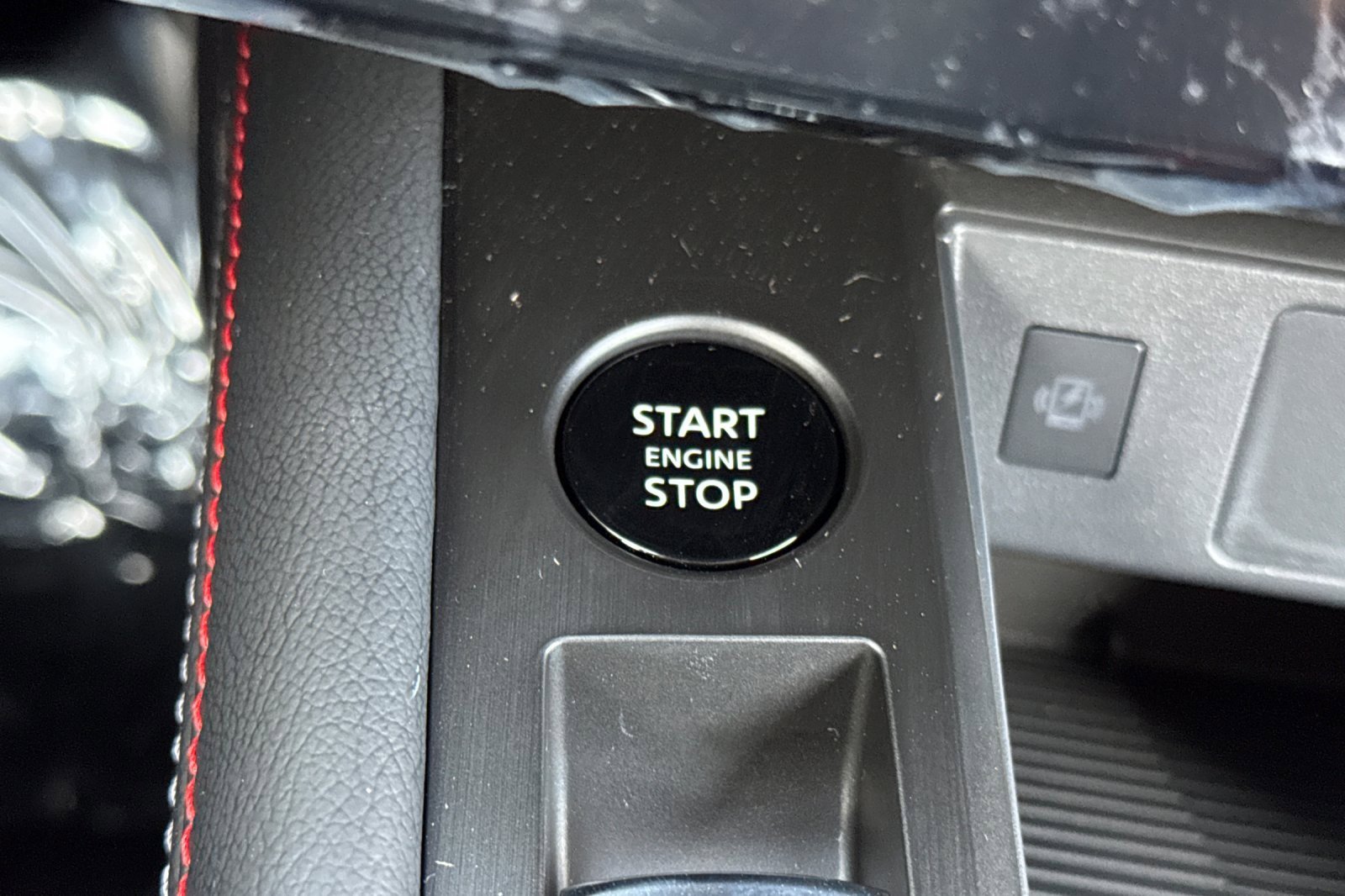 New 2026 Nissan Kicks SR image 19