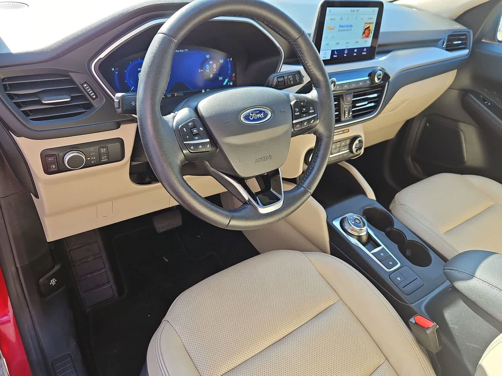 Used 2020 Ford Escape SE Sport AWD/4WD image 2
