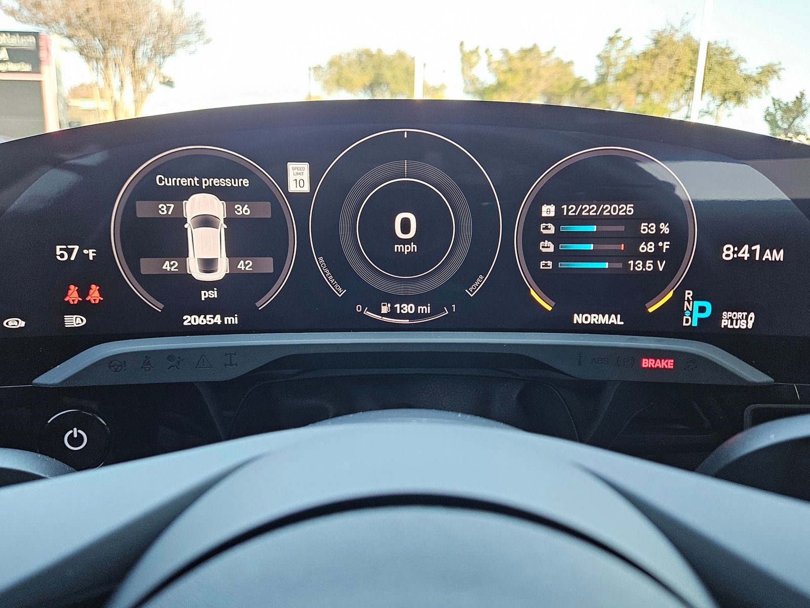 Used 2023 Porsche Taycan image 11