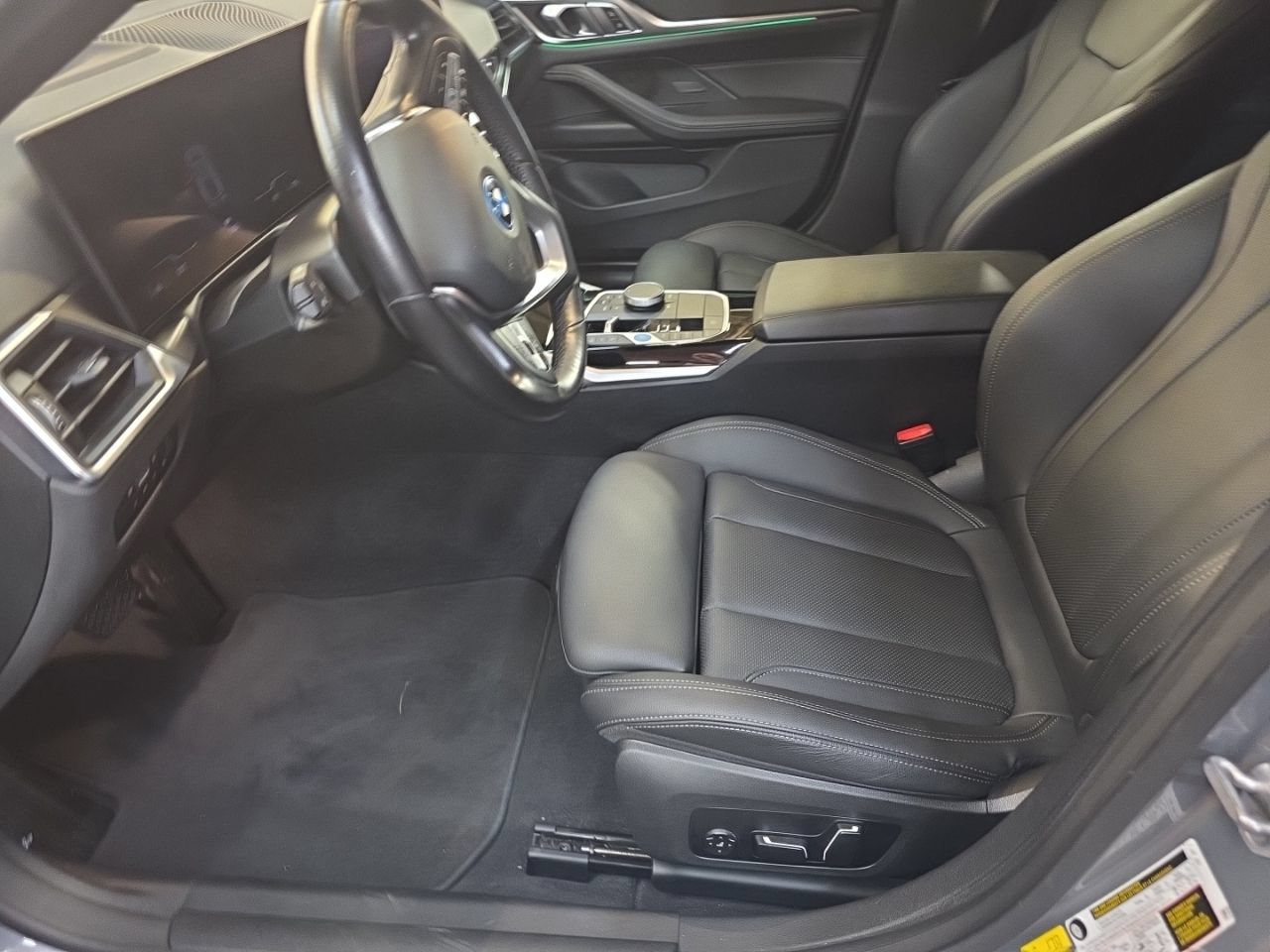 Used 2024 BMW i4 xDrive40i AWD/4WD image 9