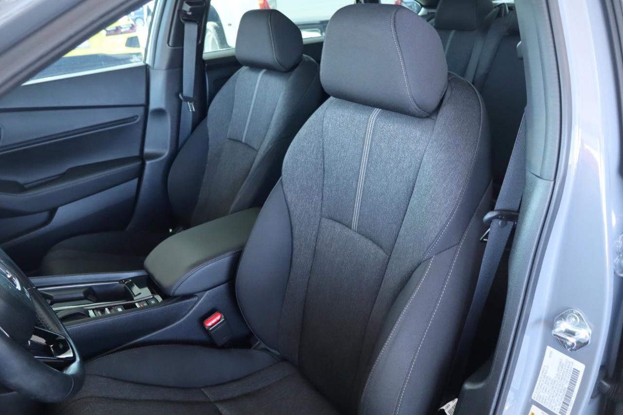 Used 2025 Honda Accord Sport image 14