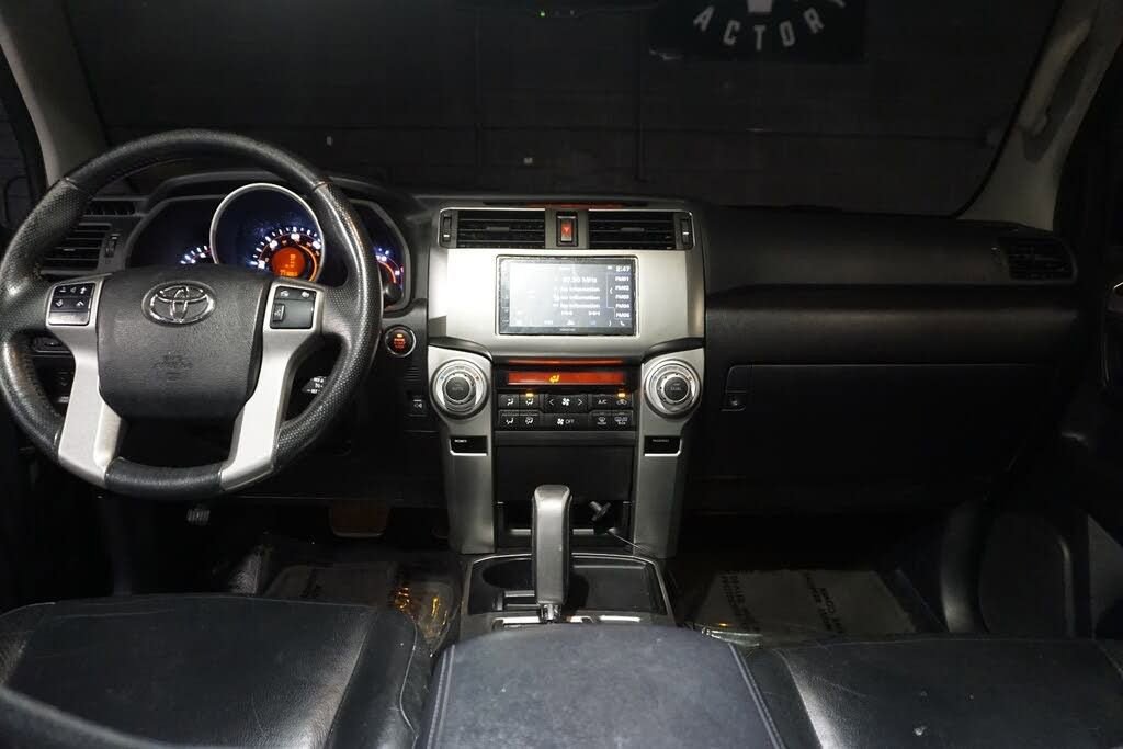 Used 2013 Toyota 4Runner Limited image 15