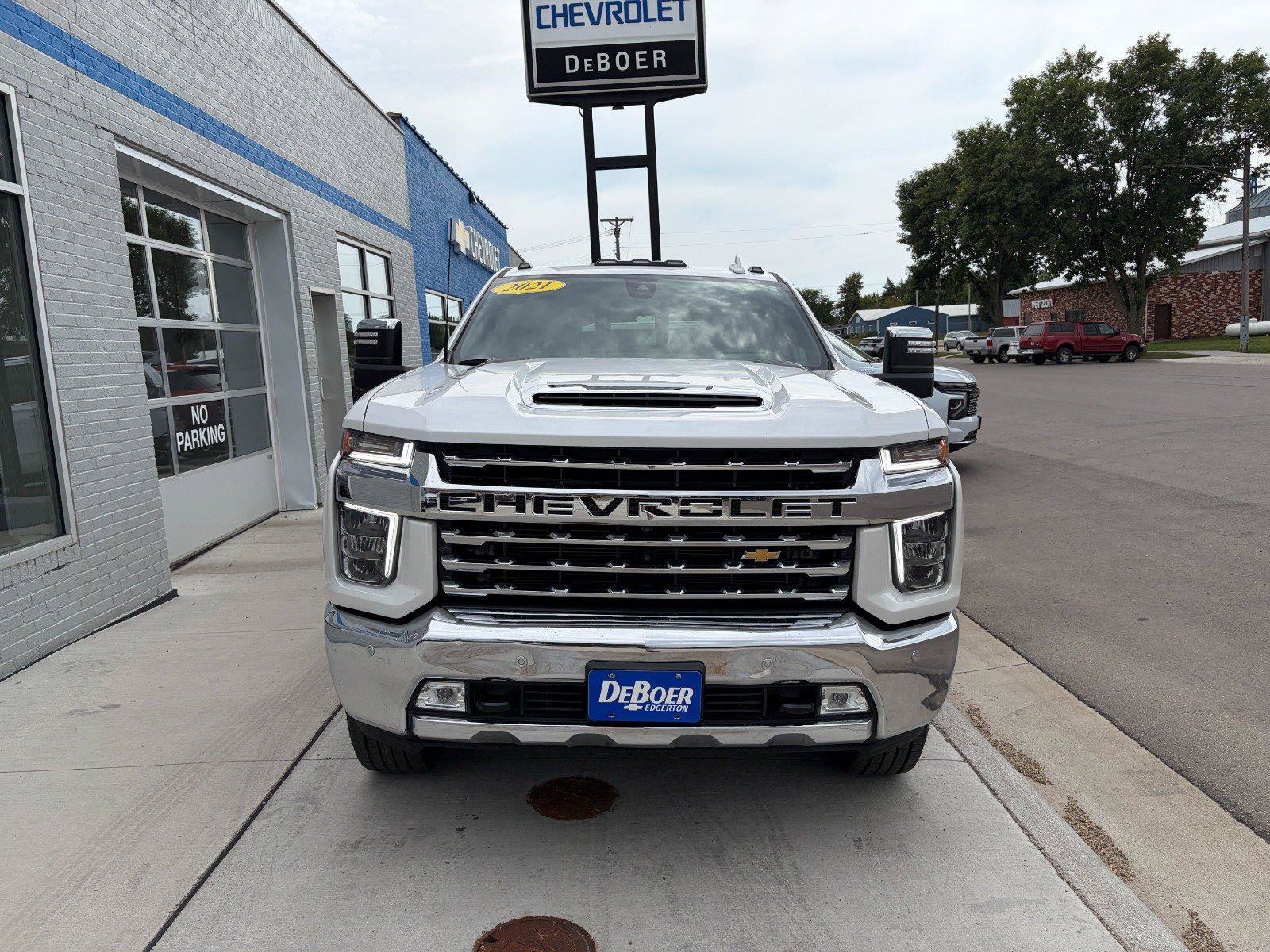 Used 2021 Chevrolet Silverado 3500 LTZ w/ LTZ Premium Package AWD/4WD image 7