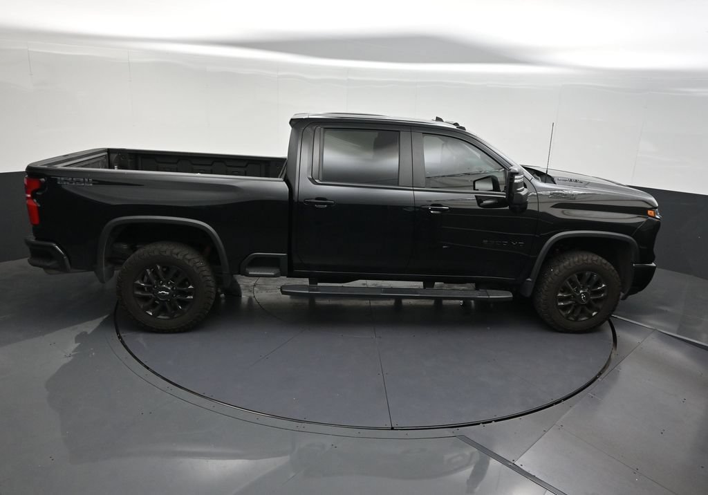 Used 2025 Chevrolet Silverado 2500 LT w/ Trail Boss Package AWD/4WD image 21