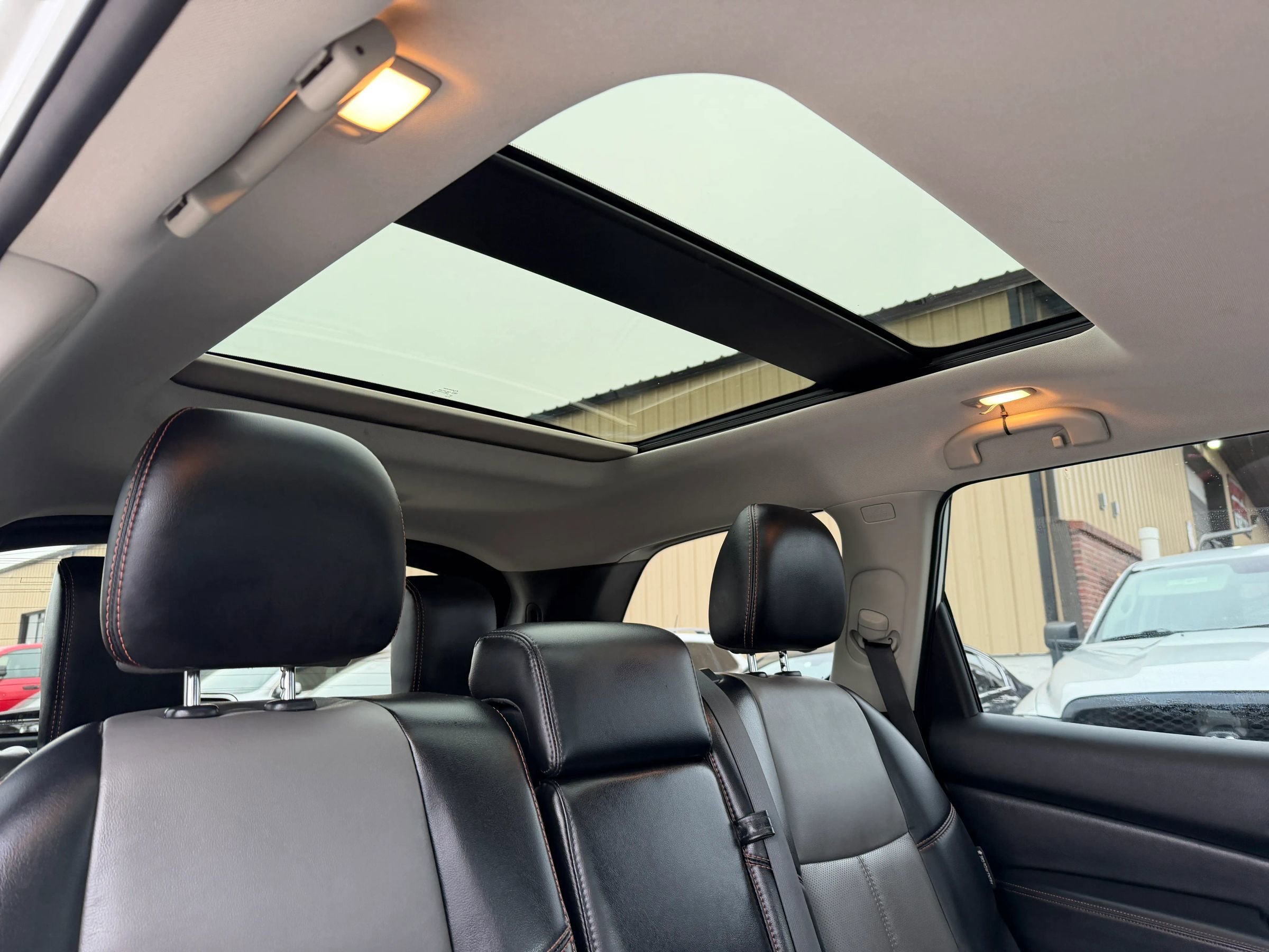 Used 2020 Nissan Pathfinder SL image 19