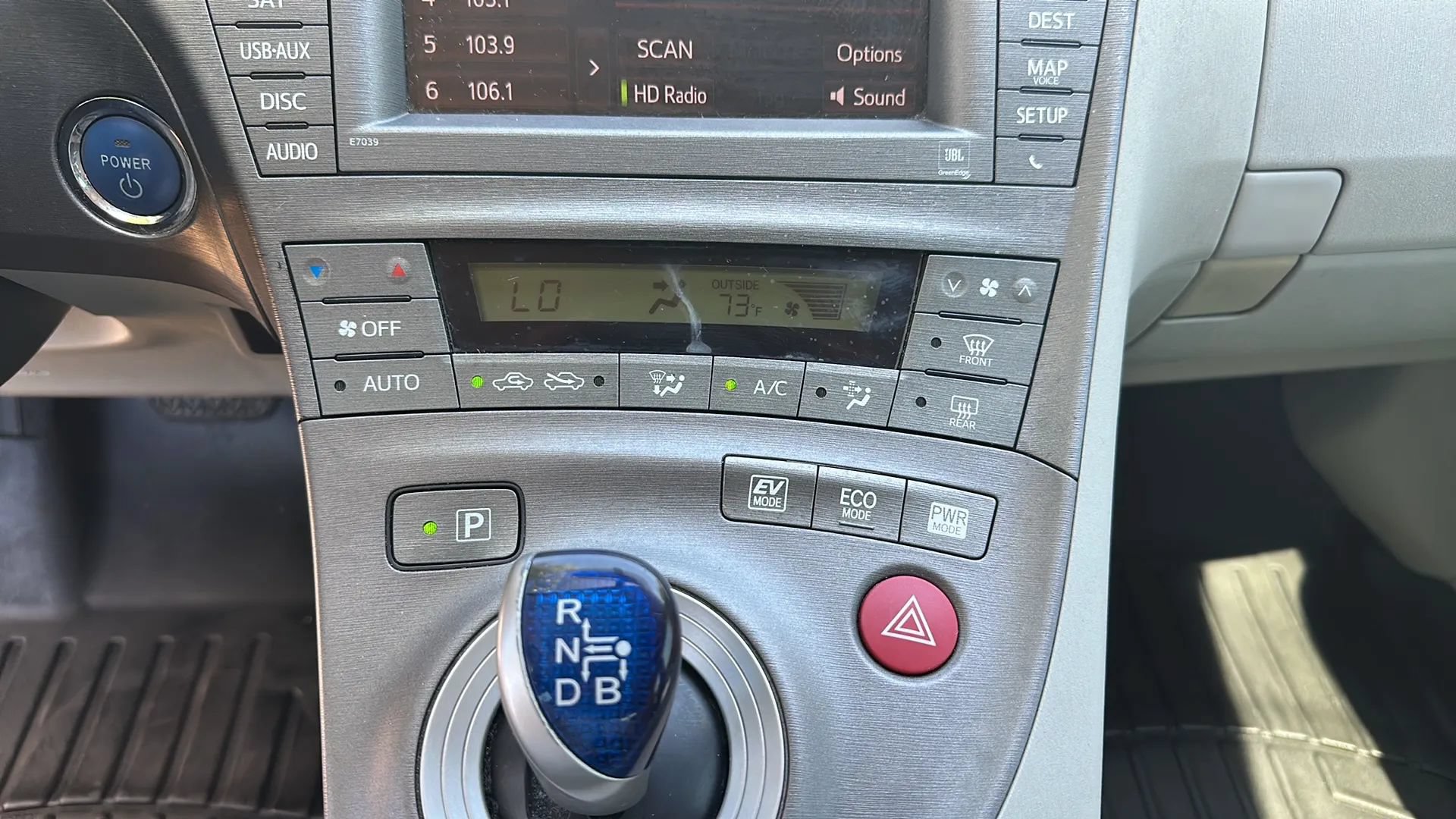 Used 2014 Toyota Prius Four w/ Solar Roof Package FWD image 37