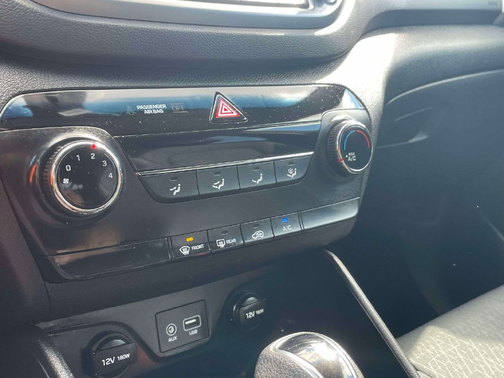 Used 2018 Hyundai Tucson SE AWD/4WD image 28
