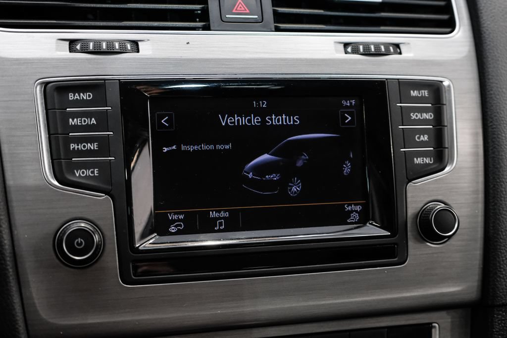 Used 2015 Volkswagen Golf S FWD image 27