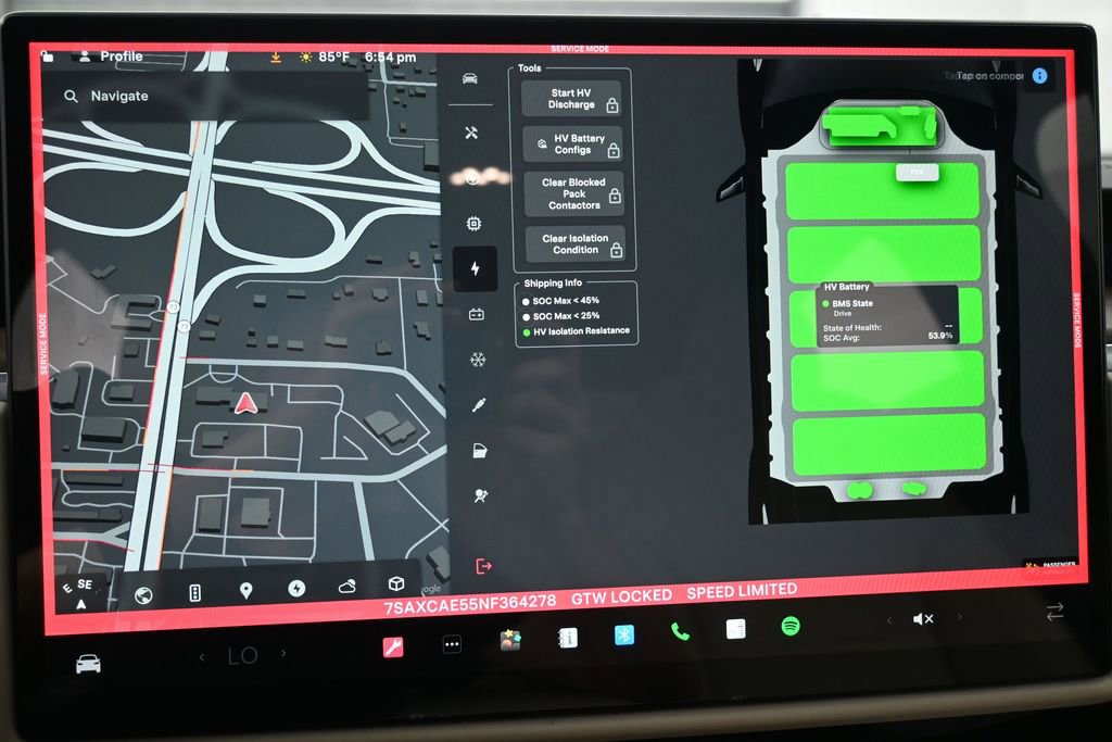 Used 2022 Tesla Model X image 11