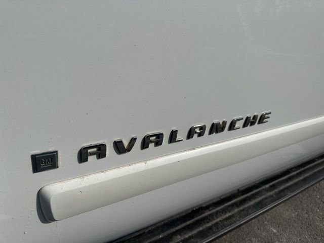 Used 2007 Chevrolet Avalanche LT w/ LT Preferred Equipment Group AWD/4WD image 11