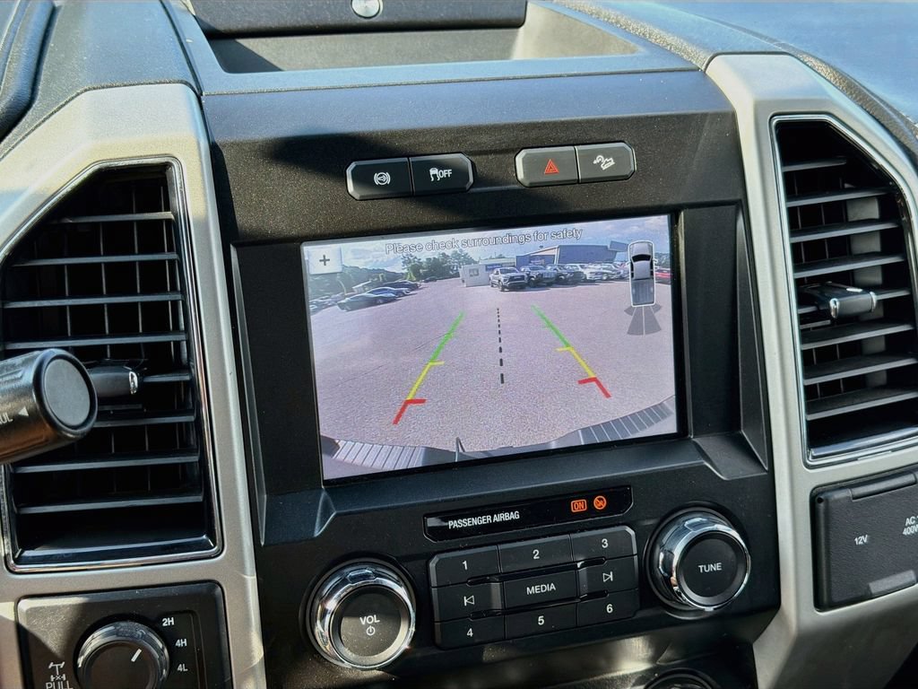 Used 2019 Ford F350 Lariat w/ Chrome Package AWD/4WD image 15