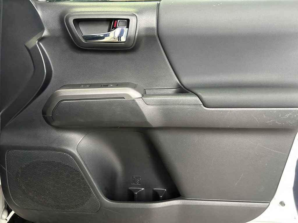 Used 2021 Toyota Tacoma TRD Off-Road w/ Technology Package image 25