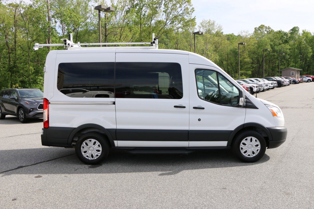 Used 2018 Ford Transit 150 XLT RWD image 8