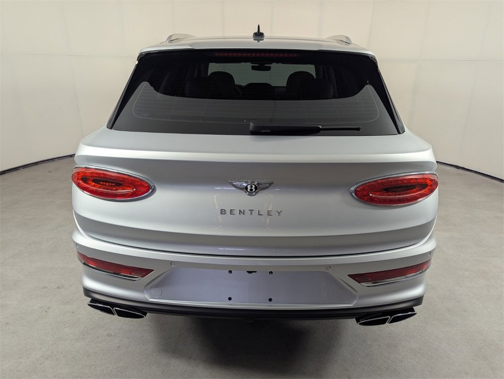 Used 2023 Bentley Bentayga image 5
