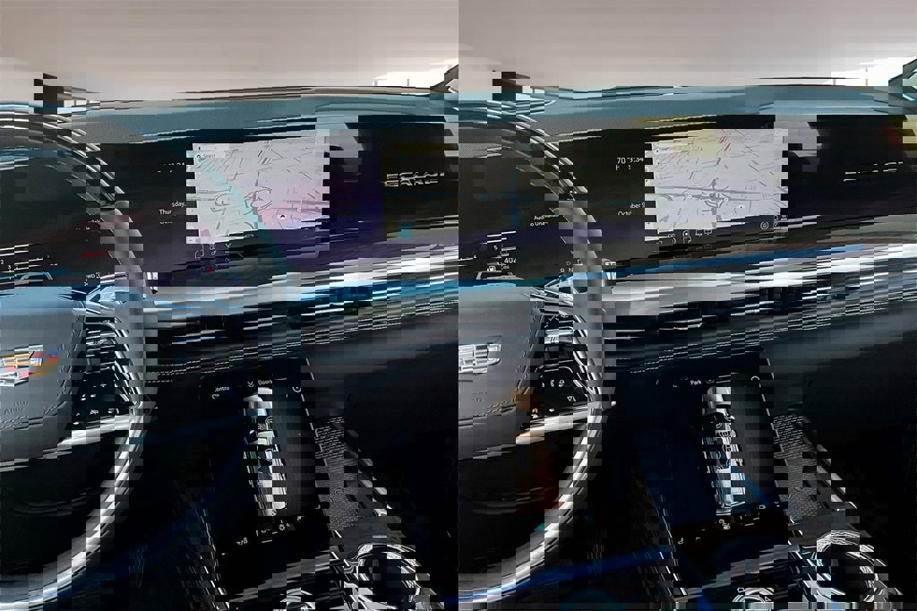 New 2026 Cadillac Escalade ESV Platinum Sport w/ LPO, Floor Liner Package image 7