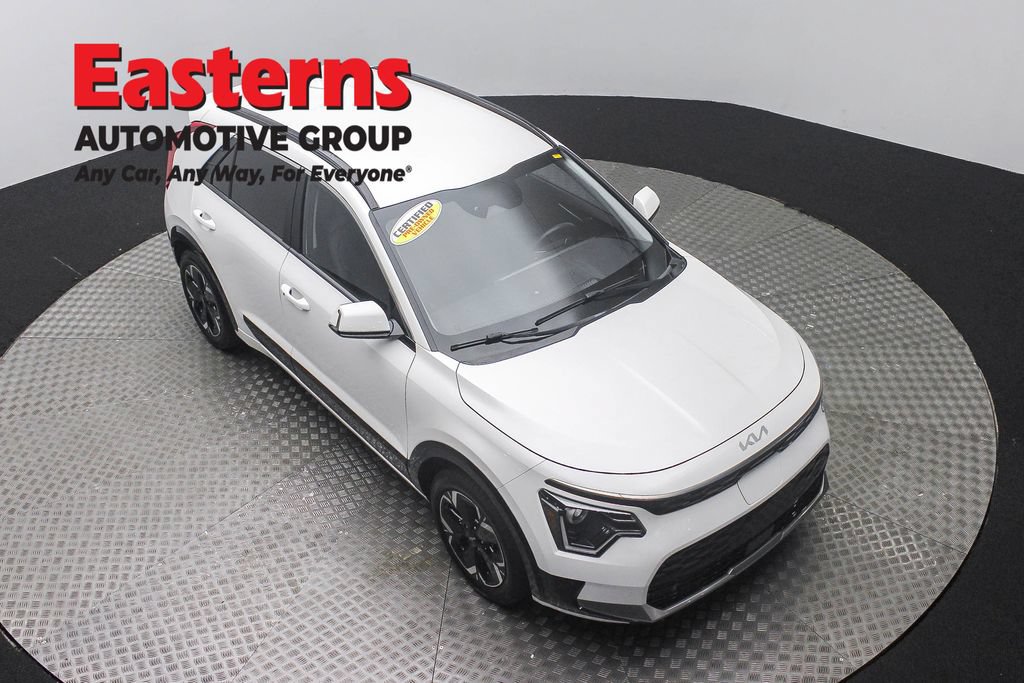 Used 2023 Kia Niro Wind w/ Wind Preserve Package FWD image 3