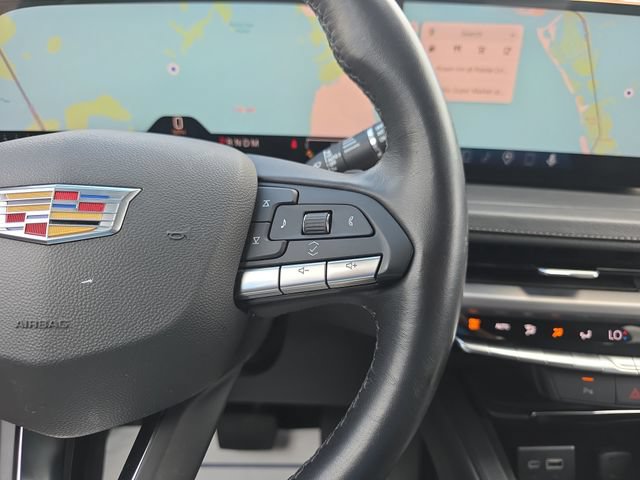 Used 2025 Cadillac XT4 Premium Luxury FWD image 21