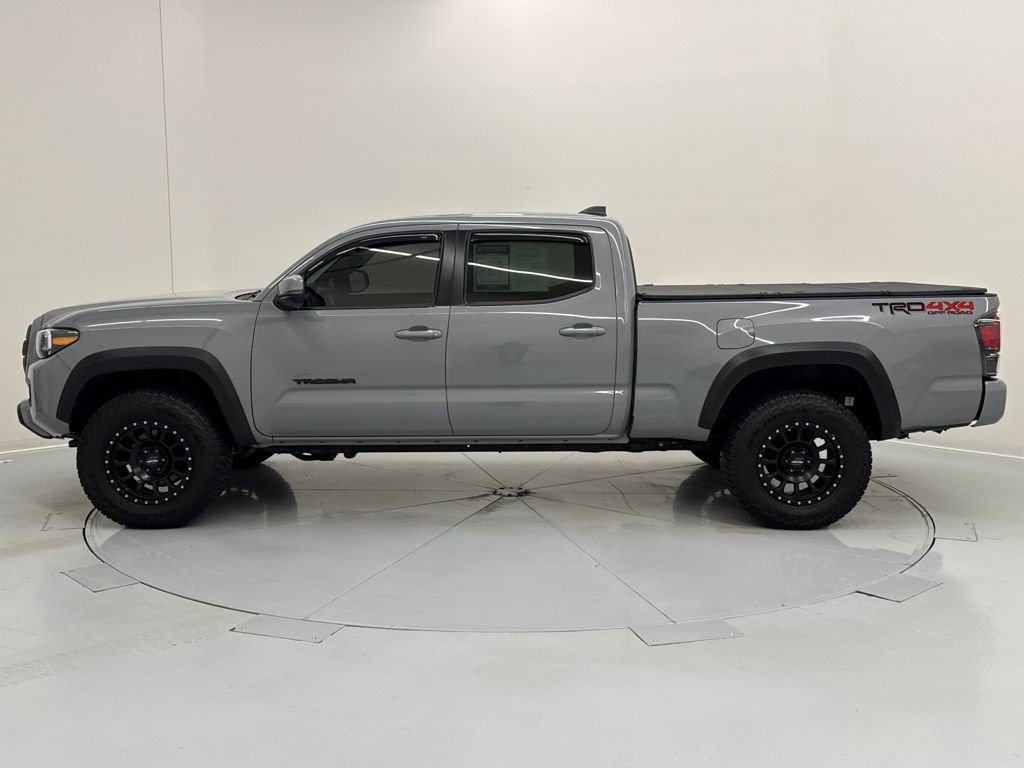 Used 2021 Toyota Tacoma TRD Off-Road w/ TRD Premium Off Road Package image 2