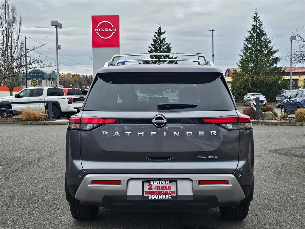 New 2025 Nissan Pathfinder SL image 5