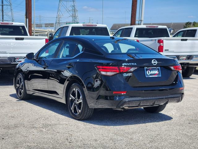 Used 2025 Nissan Sentra SV image 5