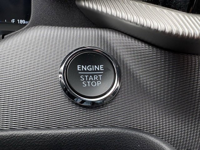 Used 2025 Ford Explorer ST-Line image 27