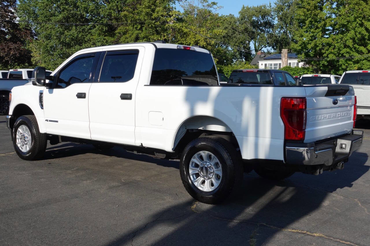 Used 2022 Ford F250 XLT w/ XLT Value Package image 2