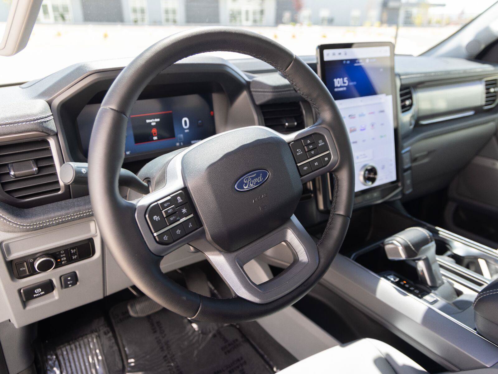 Used 2025 Ford F150 Lightning Flash AWD/4WD image 20