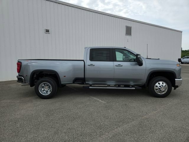New 2026 Chevrolet Silverado 3500 LT w/ Safety Package AWD/4WD image 9