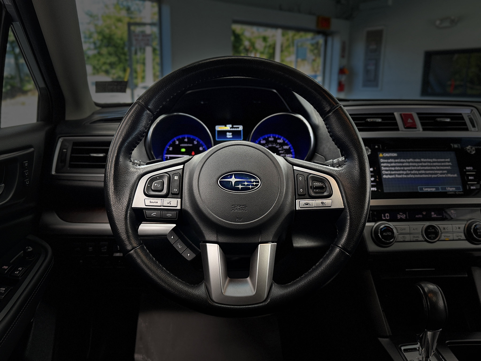Used 2017 Subaru Outback 3.6R Limited AWD/4WD image 17