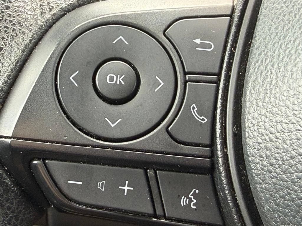 Used 2024 Toyota RAV4 XLE FWD image 17