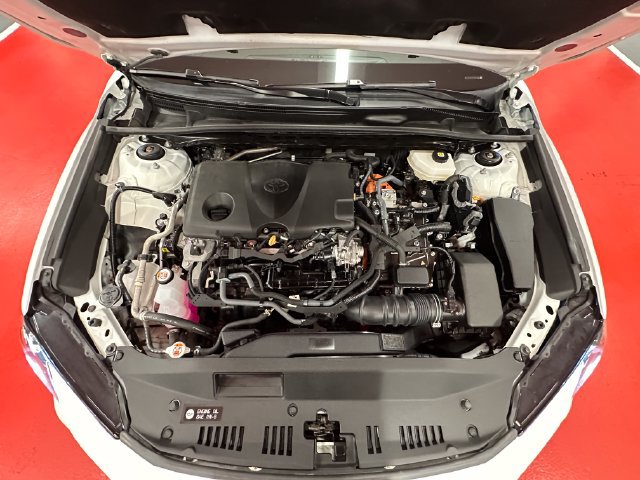 Used 2025 Toyota Camry SE FWD image 27