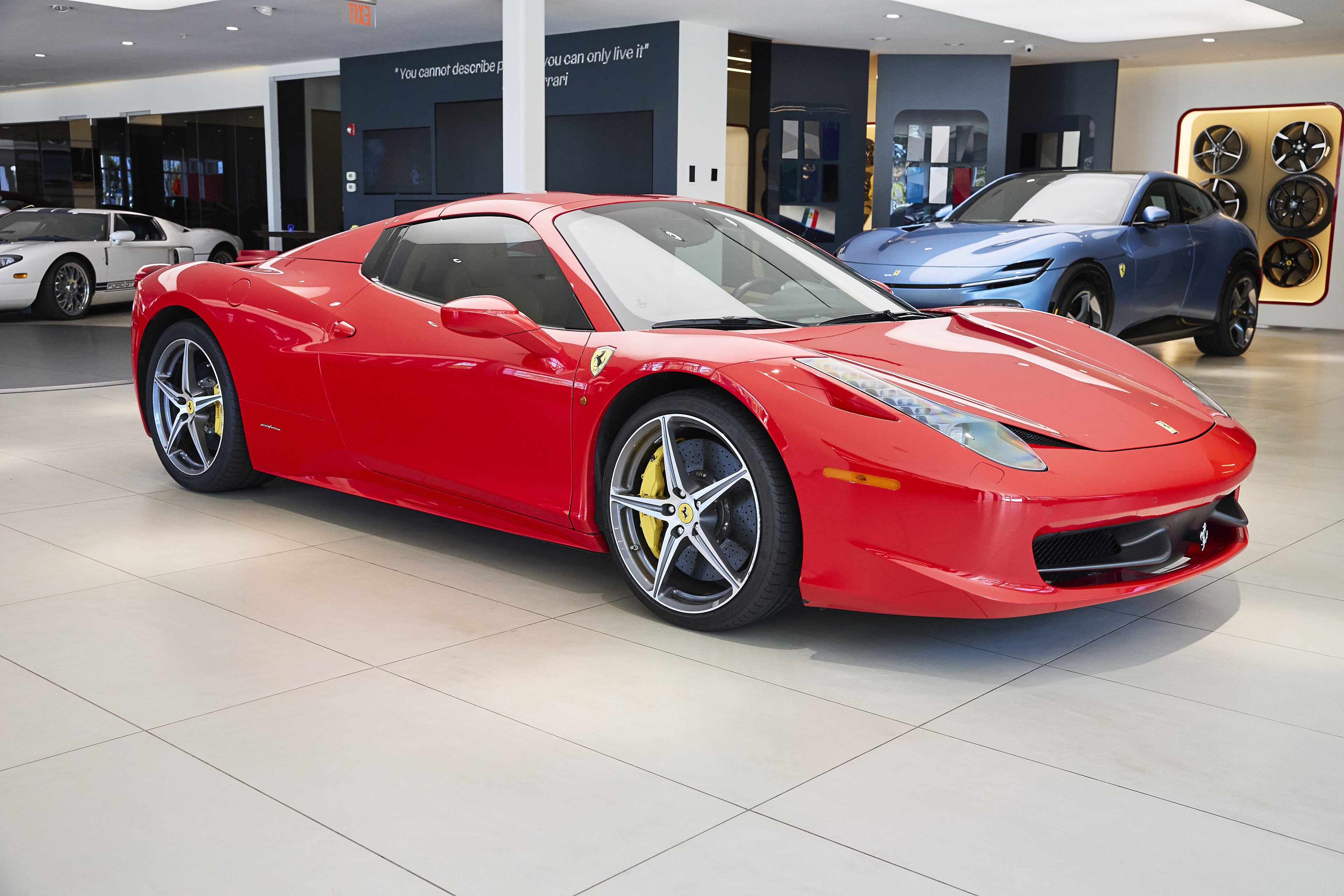 Used 2014 Ferrari 458 Spider image 42