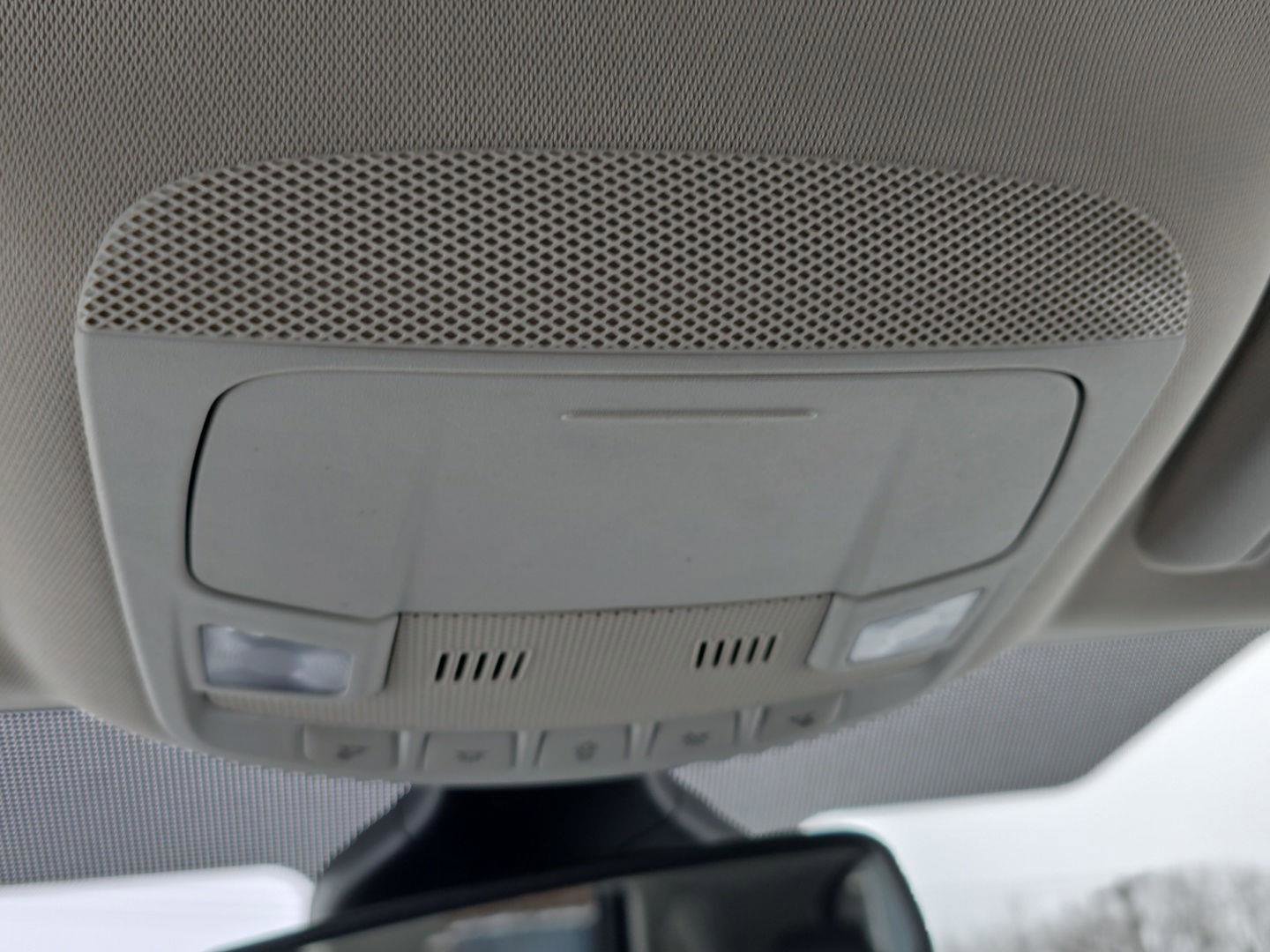 Used 2022 Ford Edge SEL w/ Convenience Package image 23