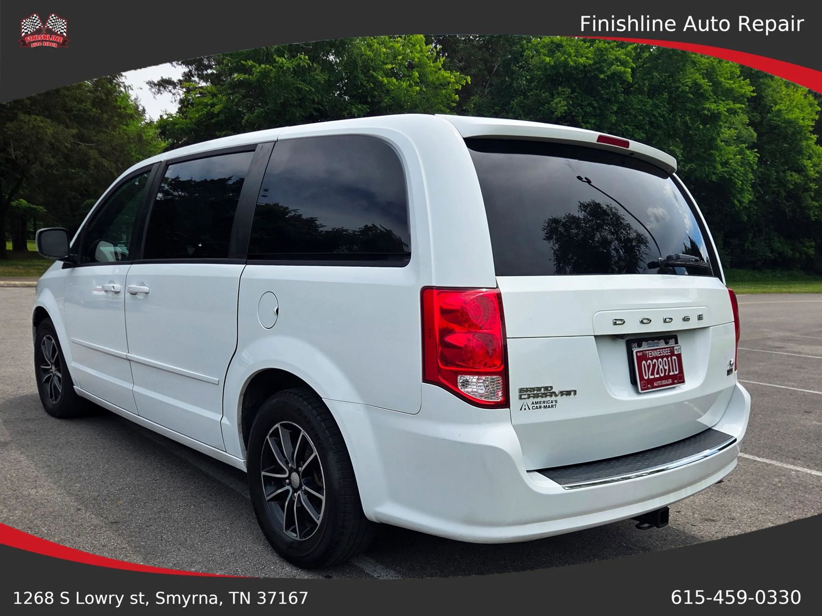 Used 2015 Dodge Grand Caravan R/T FWD image 4