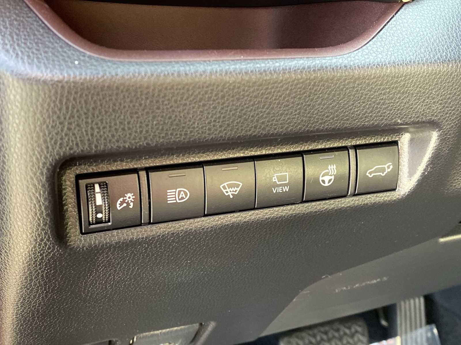 Used 2021 Toyota RAV4 Limited AWD/4WD image 22