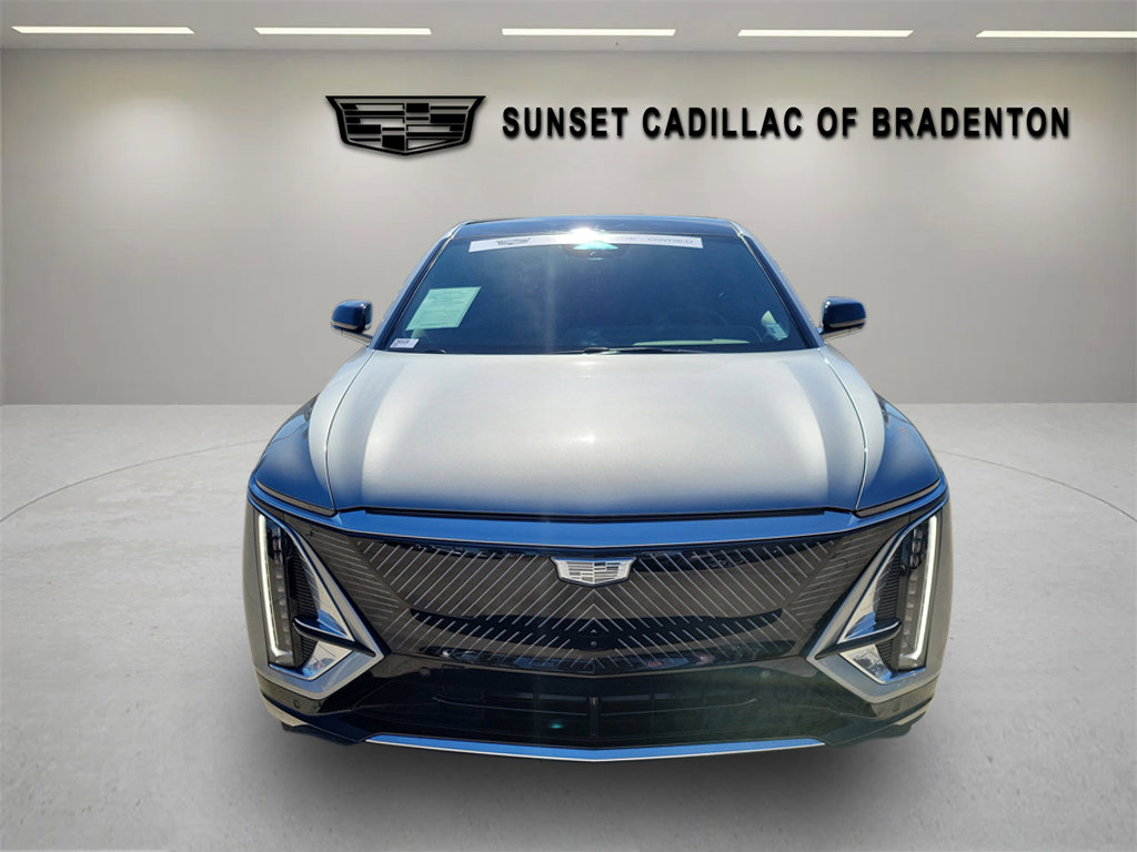 Used 2024 Cadillac Lyriq Luxury w/ LPO, Floor Liner Package image 2